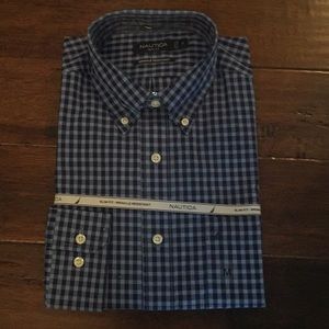 NWT Blue Checked Nautica Button Up
